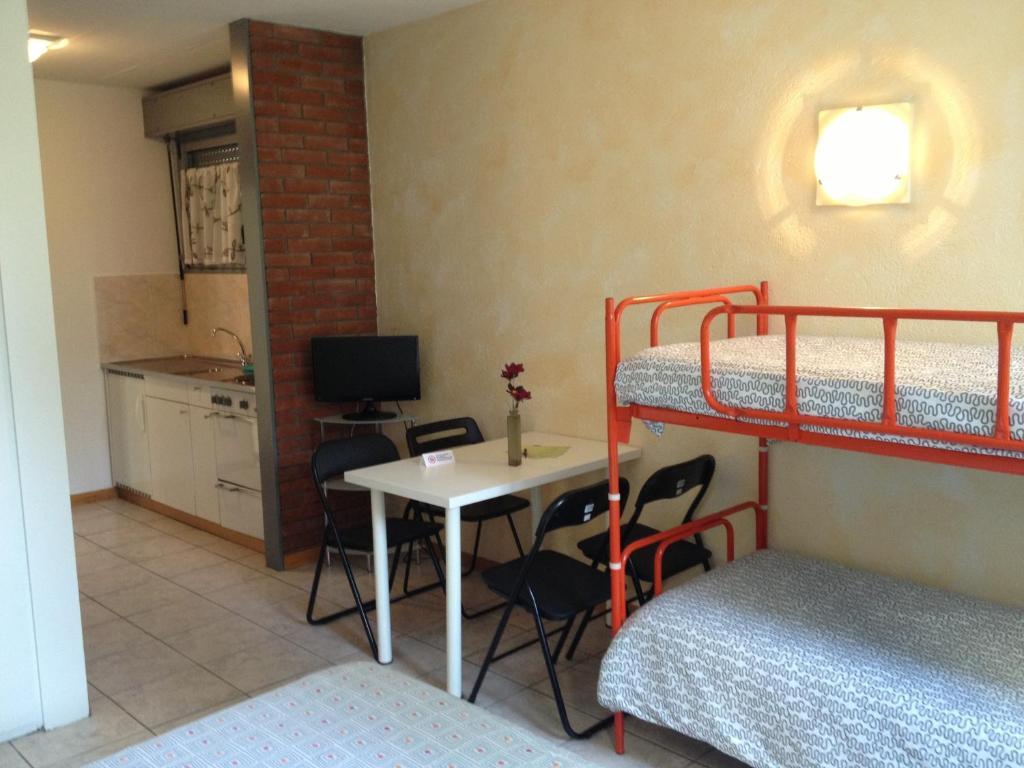 Residence Tell Chiasso Zimmer foto